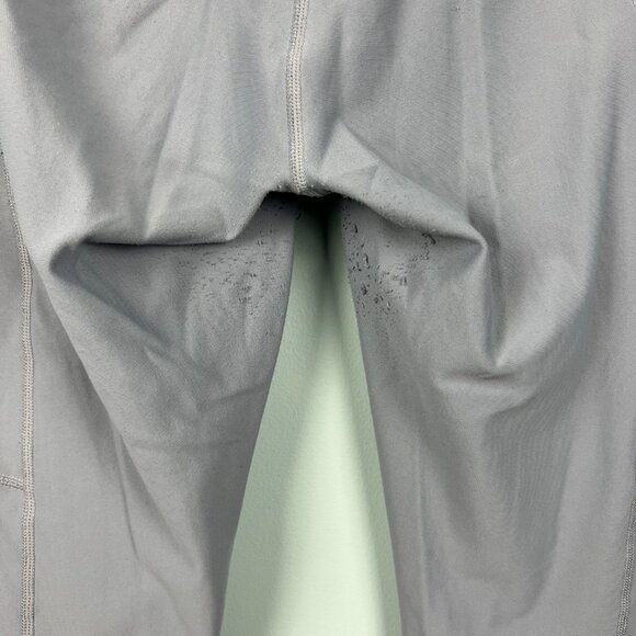 Fabletics Cold Weather High-Waisted Pocket Legging in Raincloud Size M - Picture 9 of 10